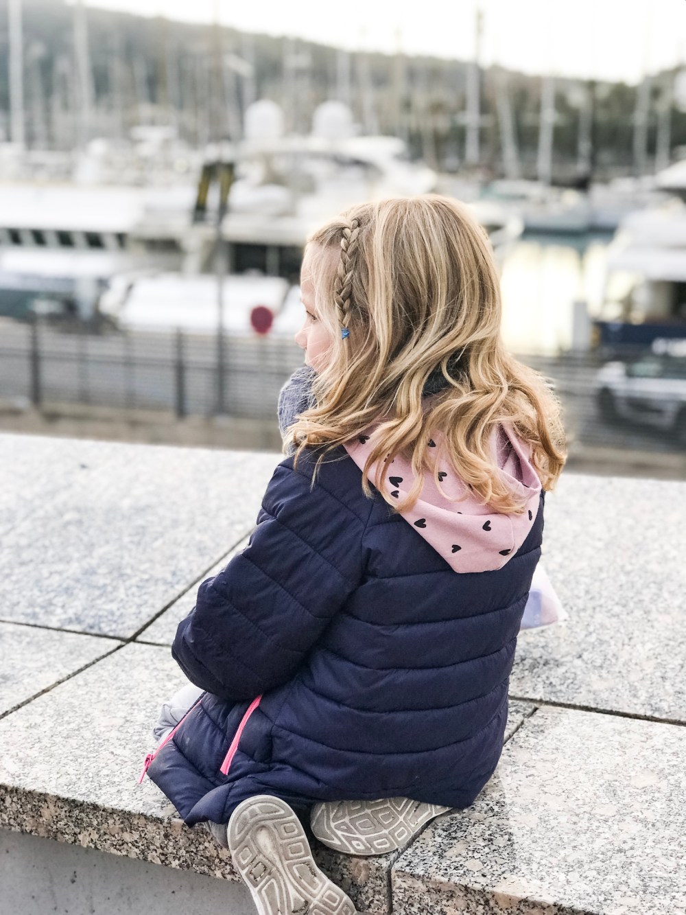 5F871AF0-322A-4EE2-843B-79142D2D97B6